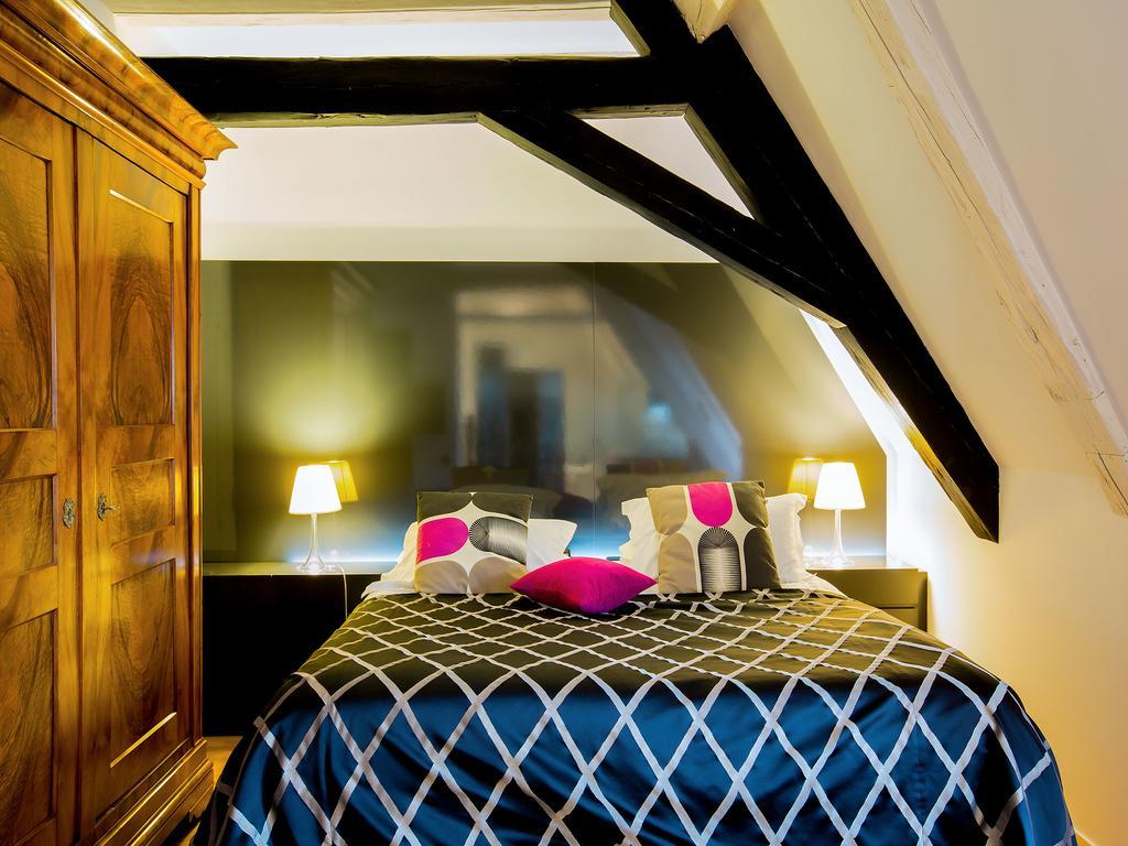 Le B. Suites, Chambres & Restaurant Рикевир Экстерьер фото