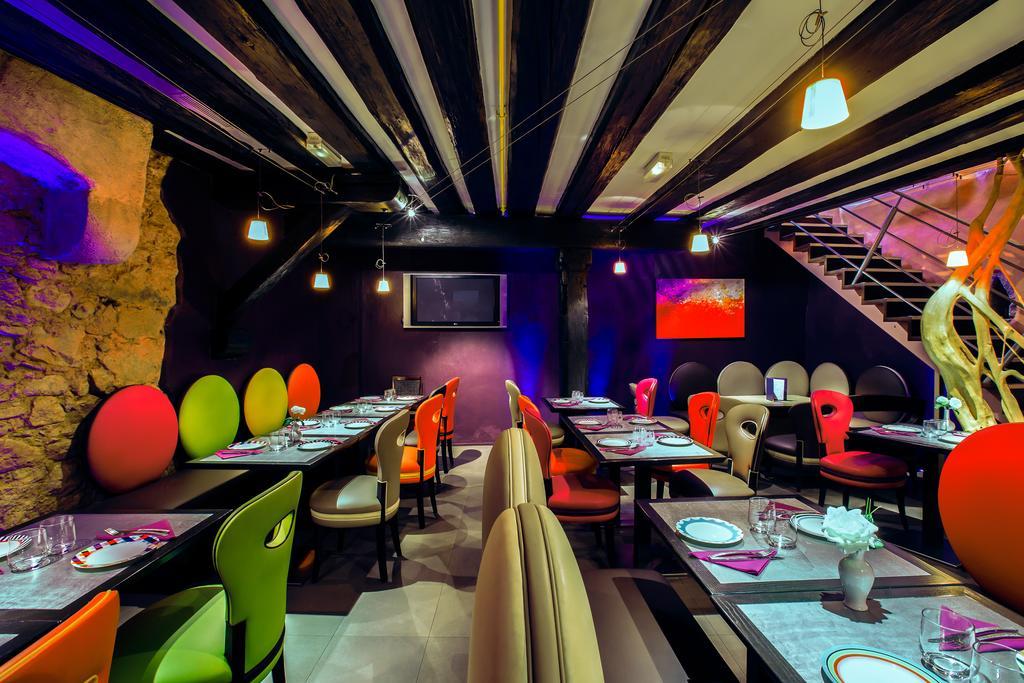 Le B. Suites, Chambres & Restaurant Рикевир Экстерьер фото