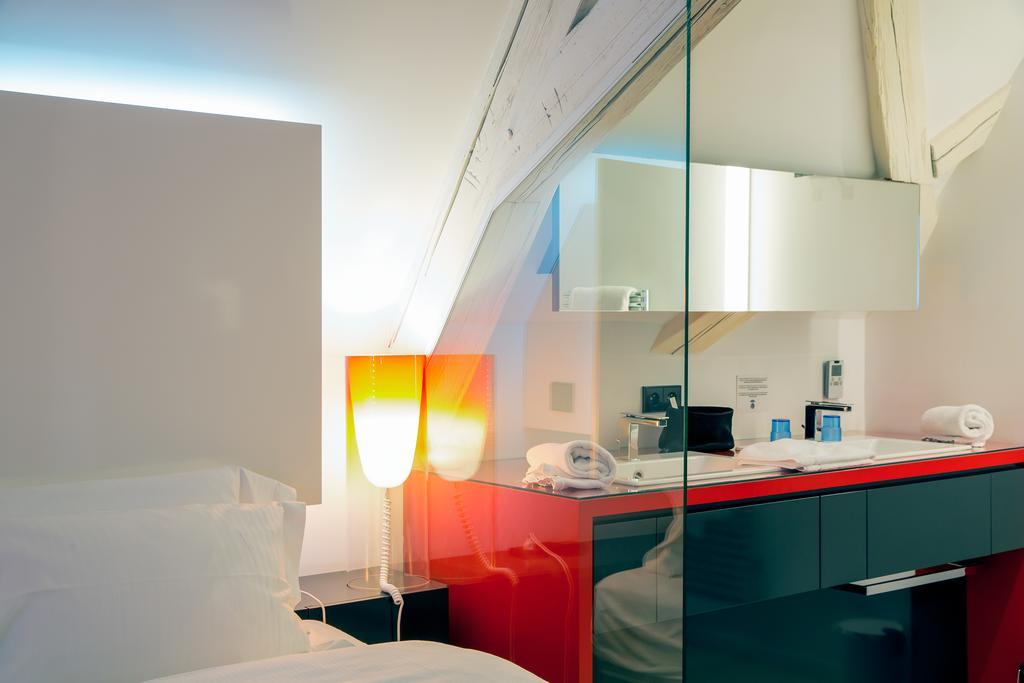 Le B. Suites, Chambres & Restaurant Рикевир Экстерьер фото